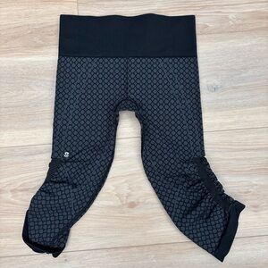 Lululemon crop leggings